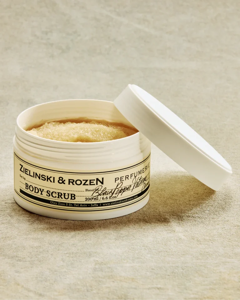 Body_scrub_Black_Pepper_Vetiver_Neroli_Amber_200_ml_NO_HBR